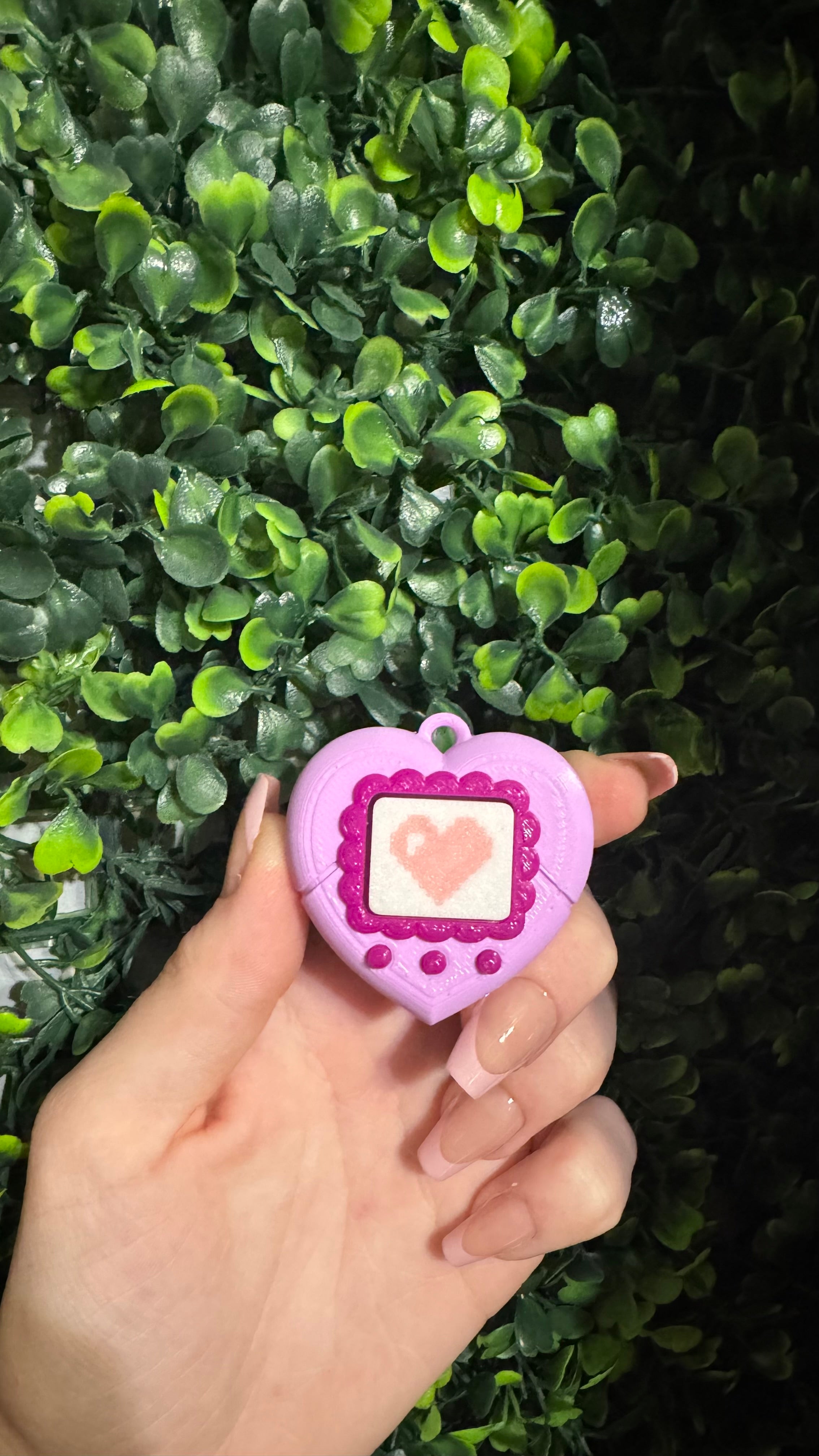 Y2K Hearts Keychain 💜💖